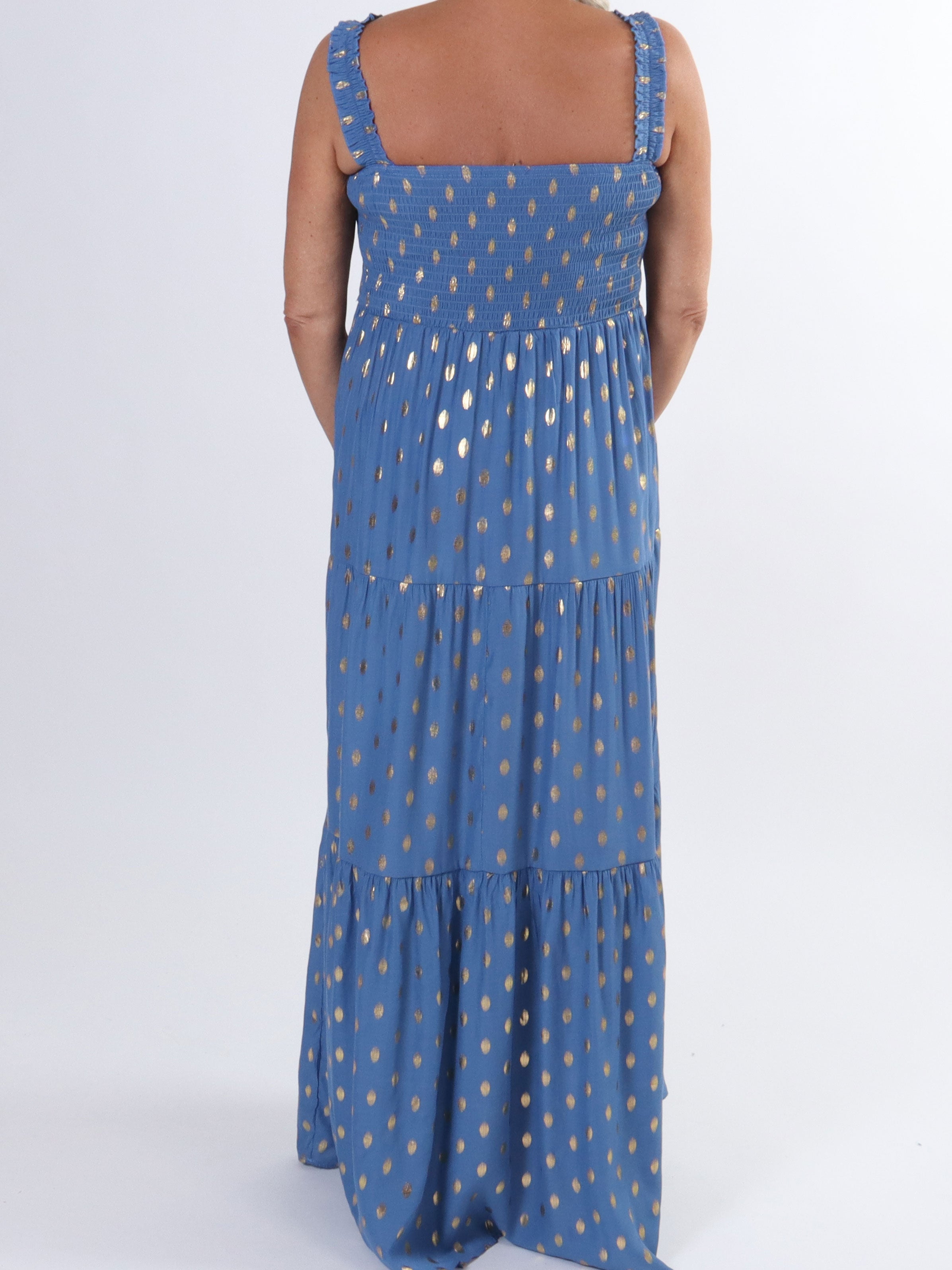 Emma - Lang kjole med smock henover brystet og guld detaljer